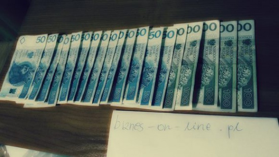 Praca Dodatkowa lub Stała w Domu Przez Internet